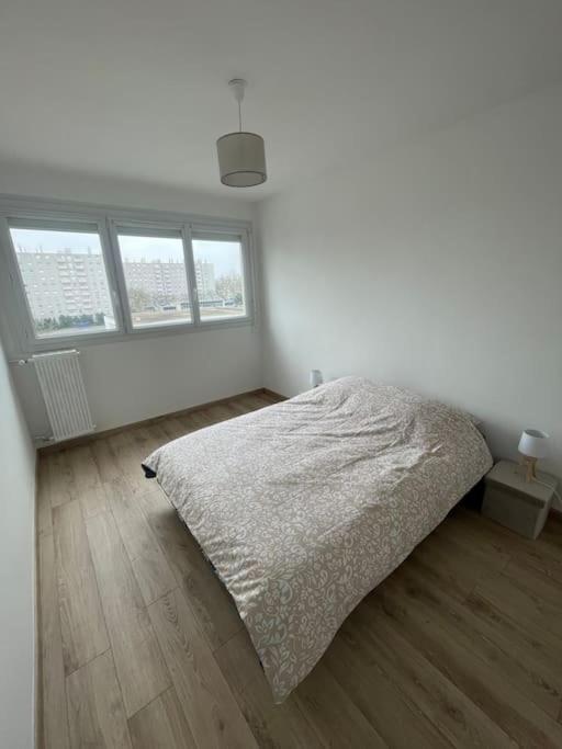 Appartement A Orleans Paisible Bagian luar foto
